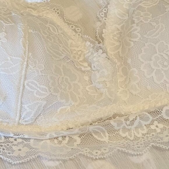 EUC Gilly Hicks Bralettes, Small - Picture 6 of 12